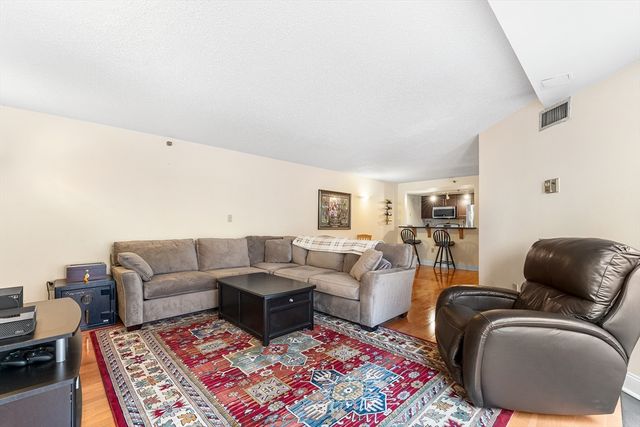15 N Beacon St 412, Boston, MA 02134