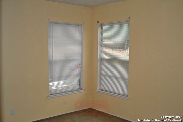 1815 VIEWRIDGE DR, San Antonio, TX 78213