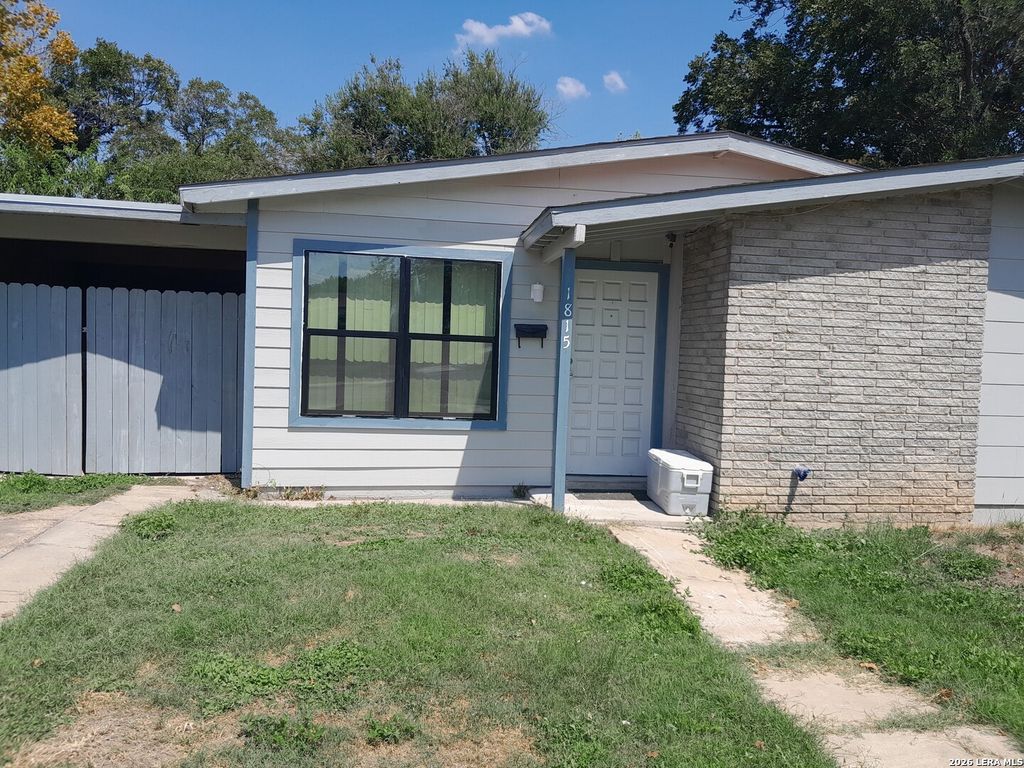 1815 VIEWRIDGE DR, San Antonio, TX 78213
