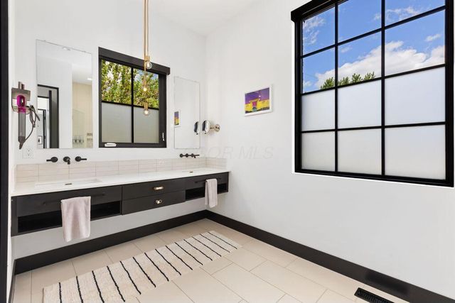 93 Ottar Alley, Columbus, OH 43201