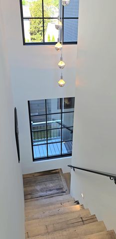 93 Ottar Alley, Columbus, OH 43201