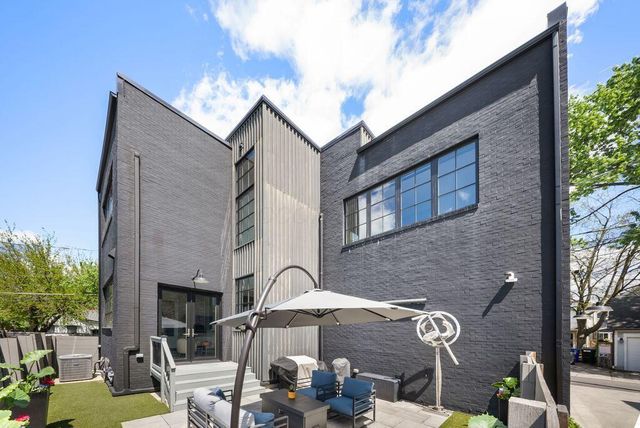 93 Ottar Alley, Columbus, OH 43201