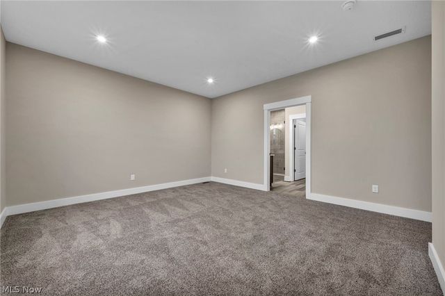 3630 Great Windsor Lane, Green, OH 44685