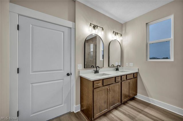 3630 Great Windsor Lane, Green, OH 44685