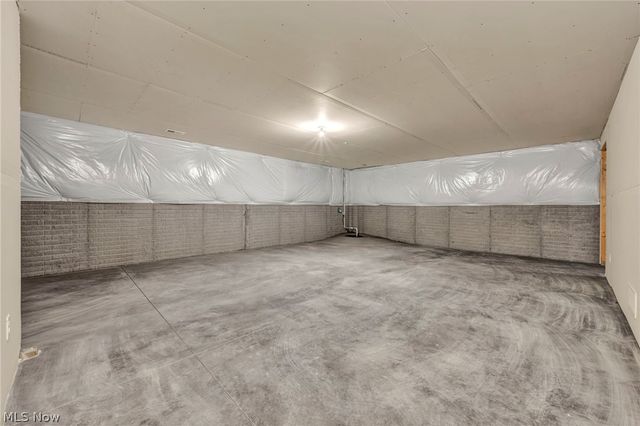 3630 Great Windsor Lane, Green, OH 44685