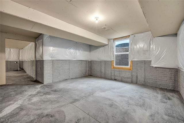 3630 Great Windsor Lane, Green, OH 44685