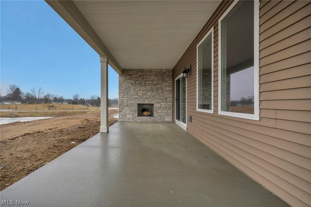 3630 Great Windsor Lane, Green, OH 44685