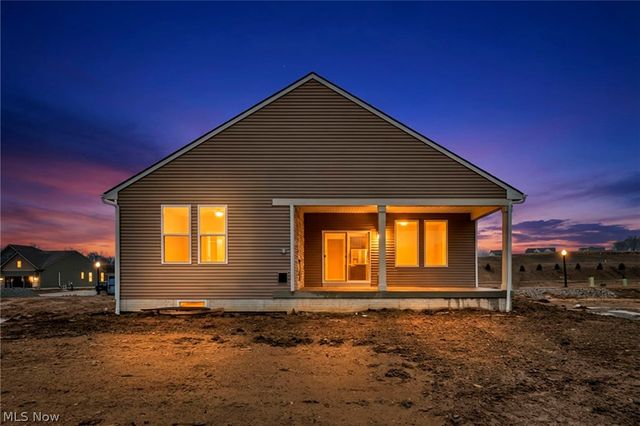 3630 Great Windsor Lane, Green, OH 44685