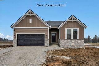 3630 Great Windsor Lane, Green, OH 44685