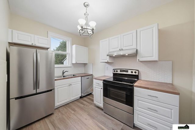 1600 N 27Th Street, Lincoln, NE 68503