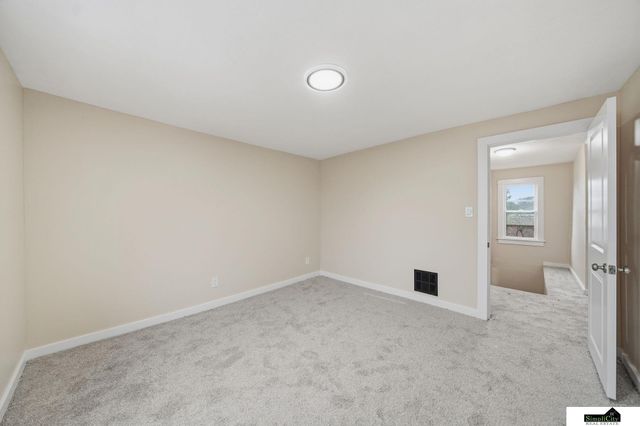 1600 N 27Th Street, Lincoln, NE 68503