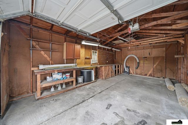 1600 N 27Th Street, Lincoln, NE 68503