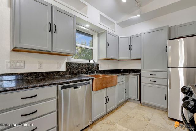 6620 Tiffany Terrace, Anchorage, AK 99507
