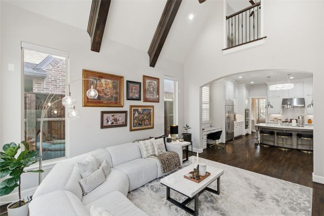 645 Clearwater Drive, Irving, TX 75039