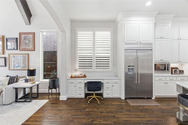 645 Clearwater Drive, Irving, TX 75039