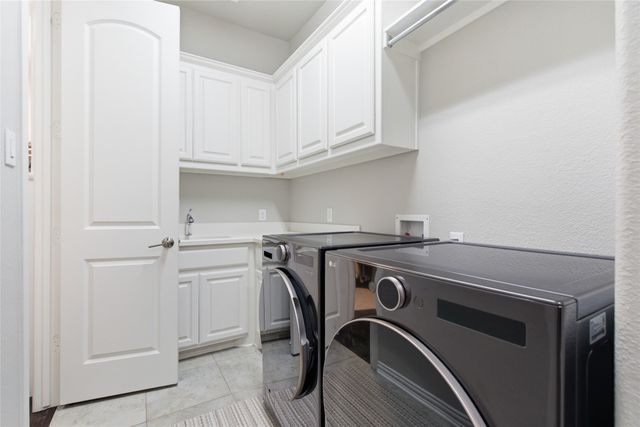 645 Clearwater Drive, Irving, TX 75039