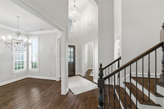 645 Clearwater Drive, Irving, TX 75039