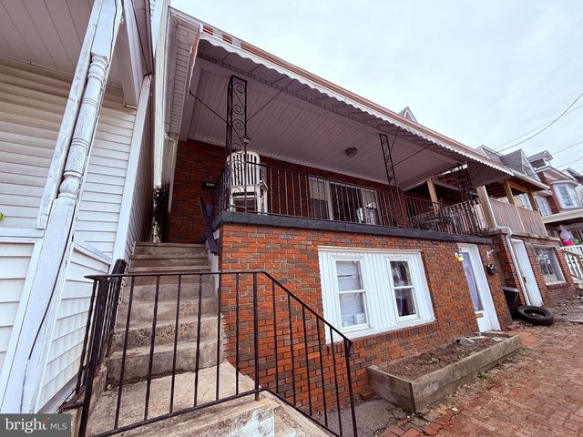 1715 -1717 W MARKET ST, Pottsville, PA 17901
