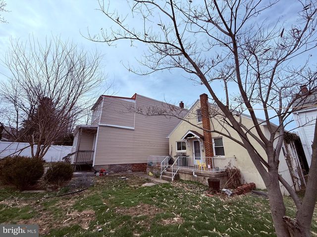 1715 -1717 W MARKET ST, Pottsville, PA 17901