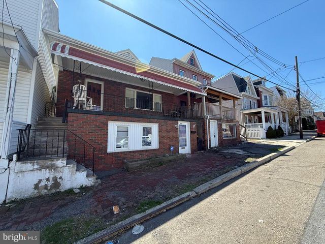 1715 -1717 W MARKET ST, Pottsville, PA 17901