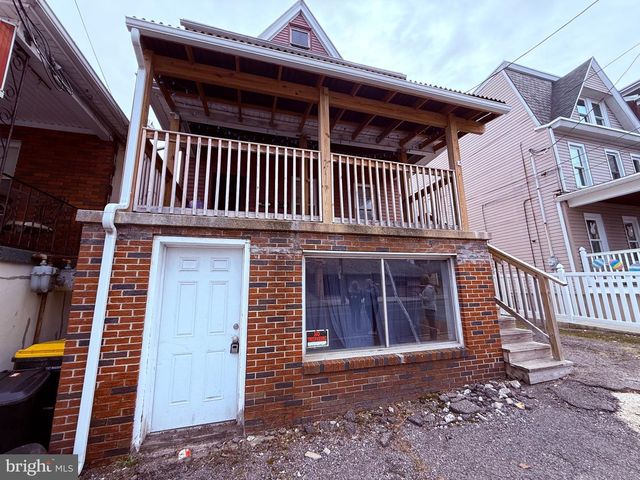 1715 -1717 W MARKET ST, Pottsville, PA 17901
