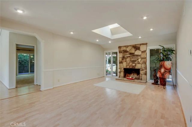 1046 Maryhurst Drive, Claremont, CA 91711