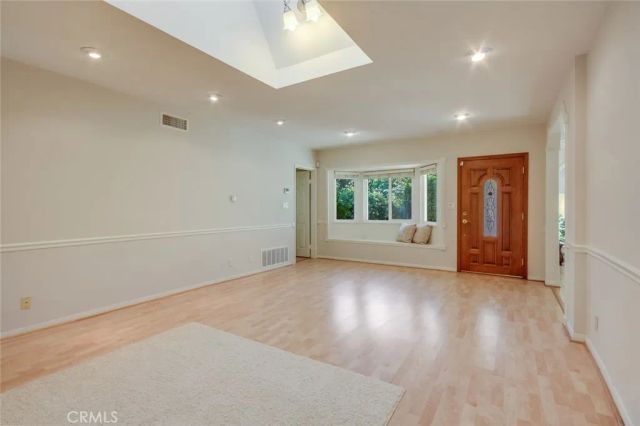 1046 Maryhurst Drive, Claremont, CA 91711