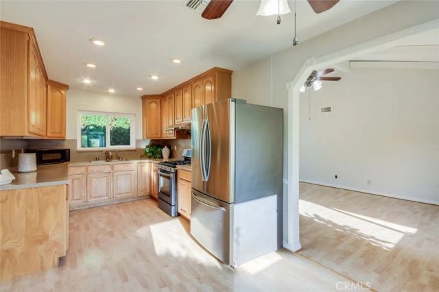 1046 Maryhurst Drive, Claremont, CA 91711