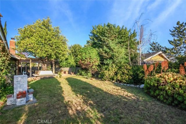 1046 Maryhurst Drive, Claremont, CA 91711