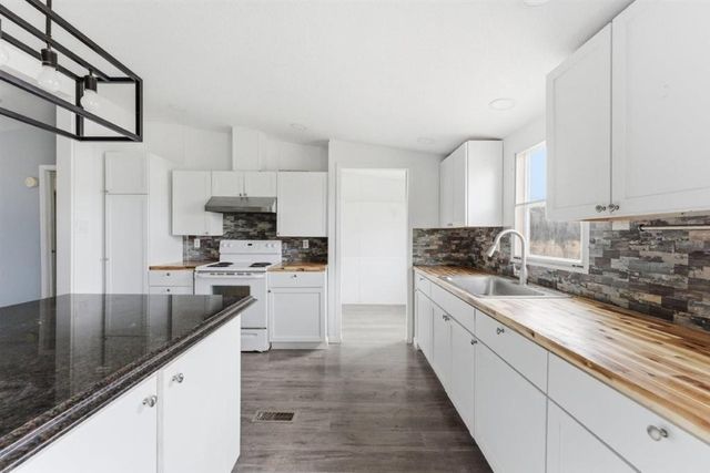 1460 Baldwin Loop, Longville, LA 70652