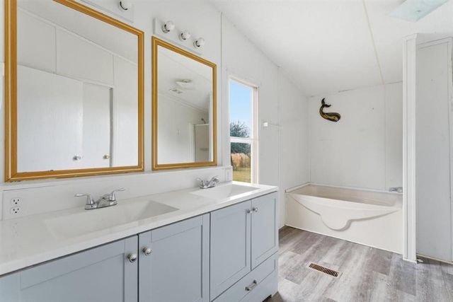 1460 Baldwin Loop, Longville, LA 70652