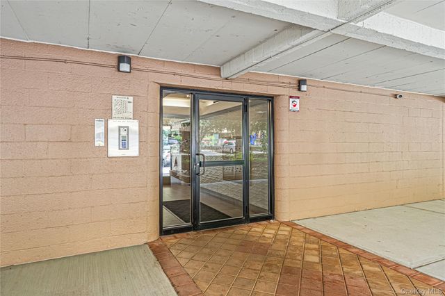162-40 9th Avenue 8D, Beechhurst, NY 11357