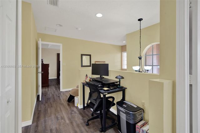 2064 NE 35th Ave, Homestead, FL 33033