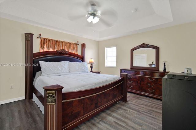 2064 NE 35th Ave, Homestead, FL 33033