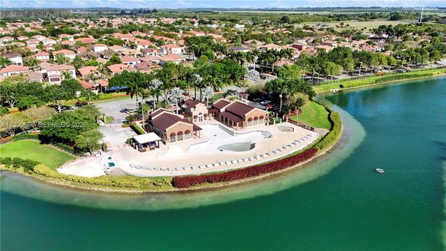 2064 NE 35th Ave, Homestead, FL 33033