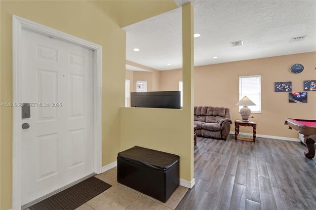 2064 NE 35th Ave, Homestead, FL 33033