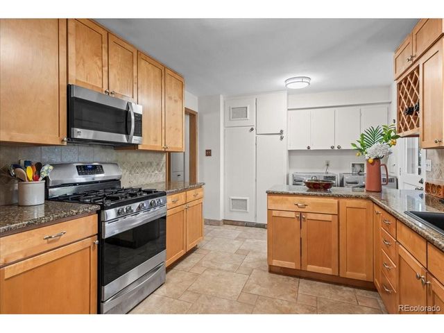 40 Skyline Dr, Wheat Ridge, CO 80215