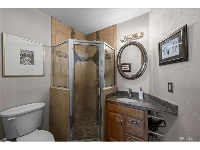 40 Skyline Dr, Wheat Ridge, CO 80215
