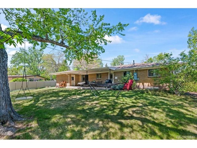 40 Skyline Dr, Wheat Ridge, CO 80215