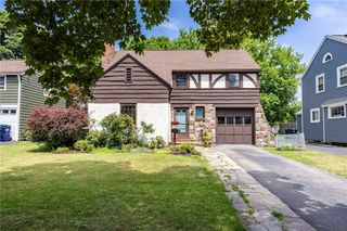 54 Covington Road, Irondequoit, NY 14617