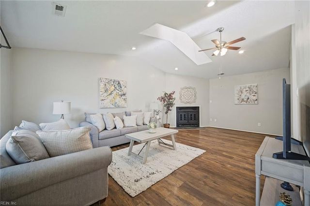 4720 Rugby RD, Virginia Beach, VA 23464