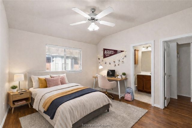 1198 Jones Butler Road 3005, College Station, TX 77840