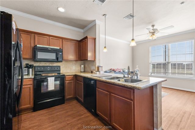 1198 Jones Butler Road 3005, College Station, TX 77840