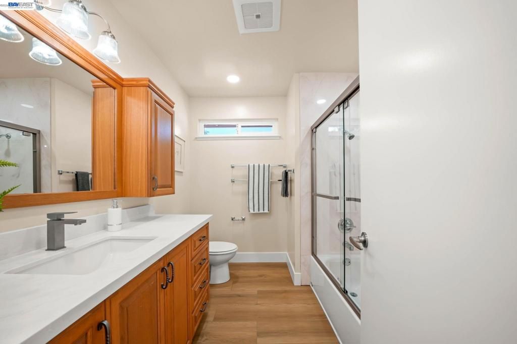 Image 31 of property listing at 644 Mission Creek Ct, Fremont, CA 94539