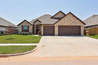 4617 Olivera Street, Mustang, OK 73064