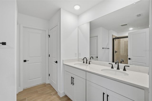 5139 SPRING MAIDEN CIRCLE, Apollo Beach, FL 33572