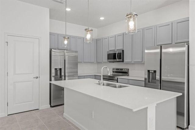 5773 HIGH SEAS DRIVE, Orlando, FL 32821