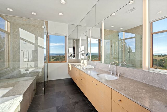 26 Bishops Dome Road, Santa Fe, NM 87506