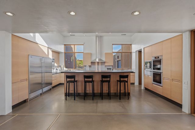 26 Bishops Dome Road, Santa Fe, NM 87506