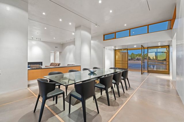 26 Bishops Dome Road, Santa Fe, NM 87506